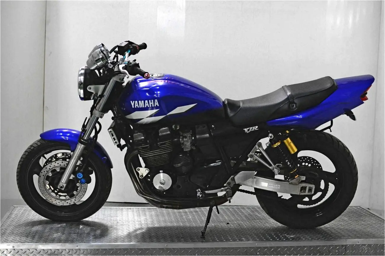Yamaha XJR400