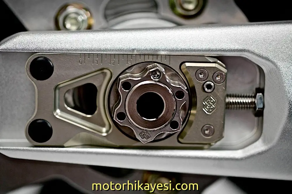 Arch KRGT 1 custom motosiklet salıncak ayar