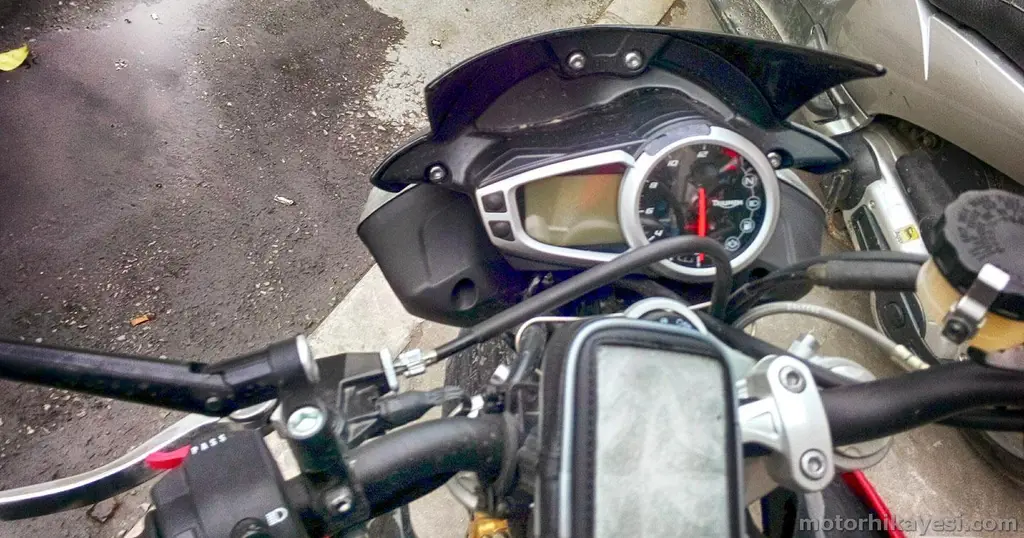 Triumph Street Triple 675 (2014)