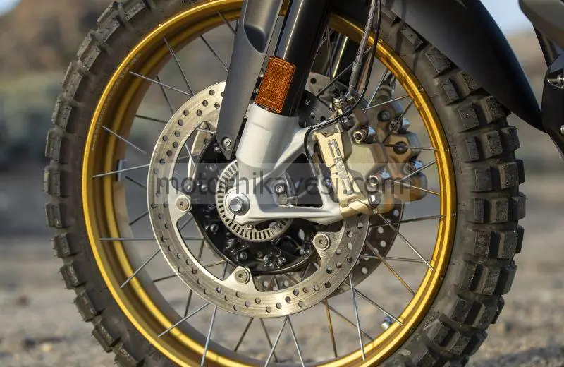 BMW R 1250 GS, ön teker