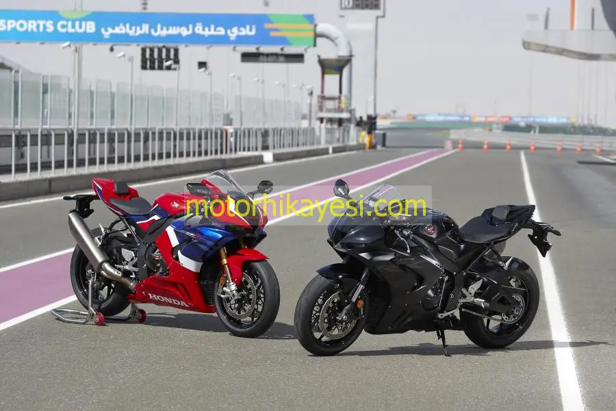 2020-Honda-CBR1000RR-R-SP-pistte-11