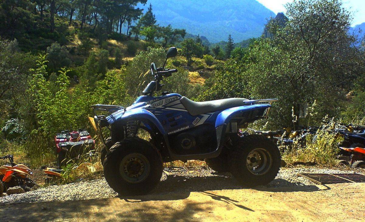 Mavi-ATV-sol-alttan-dagda